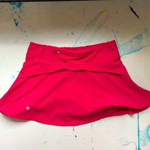 Size 4 LULULEMON TENNIS SKIRT!